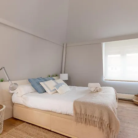 Areeta Cozy With Parking By Aston Apartman